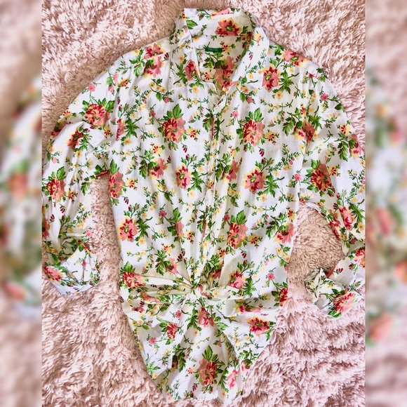 Benetton White Floral Oxford Shirt Top Size: M - Picture 4 of 7